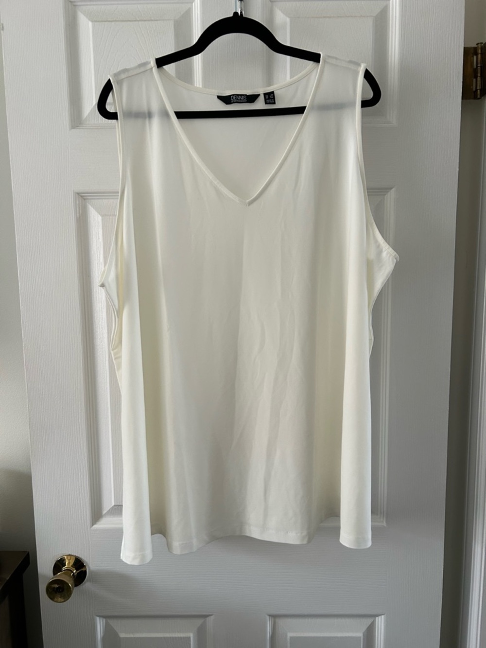 Dennis Basso White V-Neck Sleeveless Top